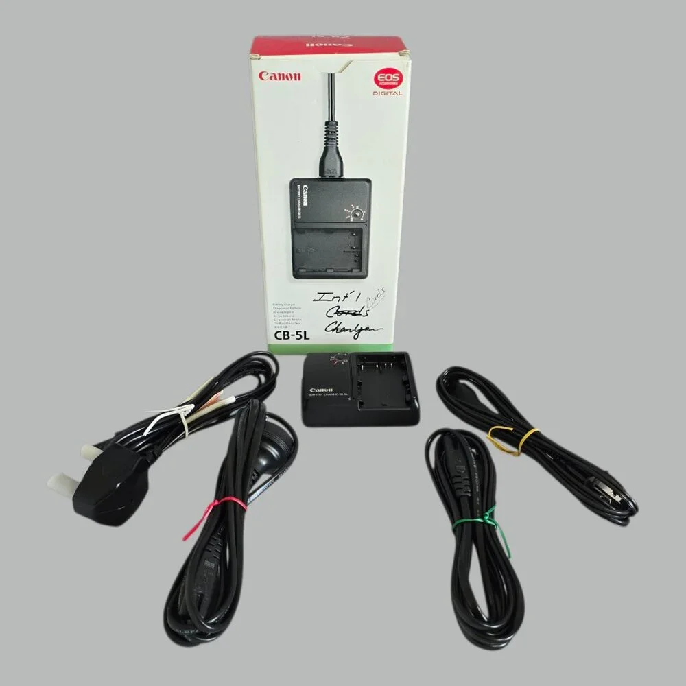 NEW! Canon CB-5L Battery Charger w/ 4 International Cords USA, Europe, etc